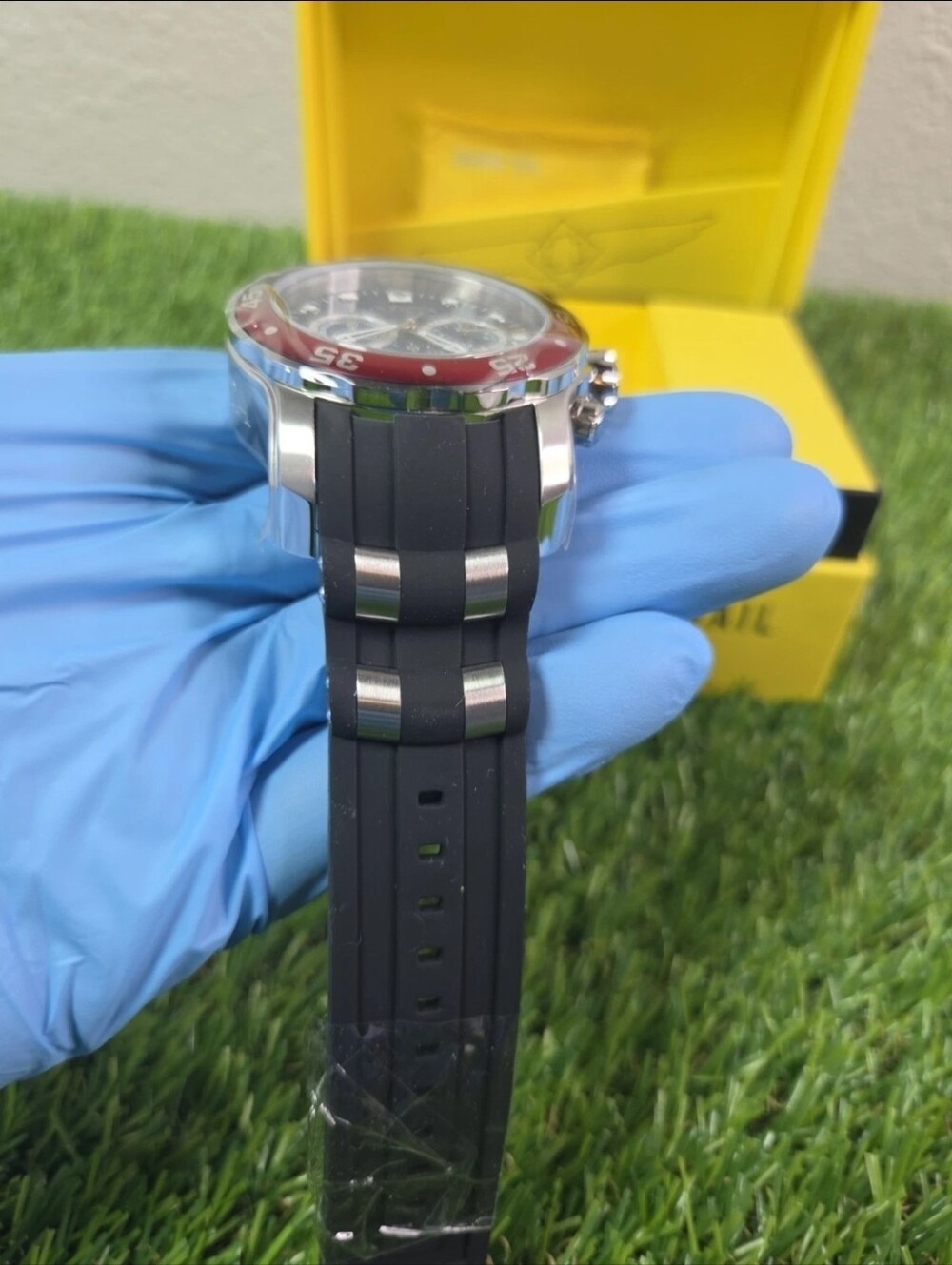 Invicta Model 44521 Pro Diver SCUBA Diver Watch Mens 48mm Silicone Strap BNIB - Picture 6 of 7